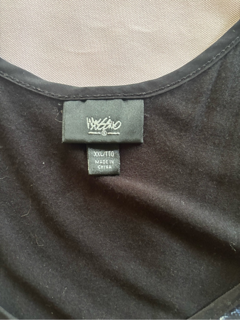 Mossimo Navy Abstract Racerback Tank - Picture 3 of 4